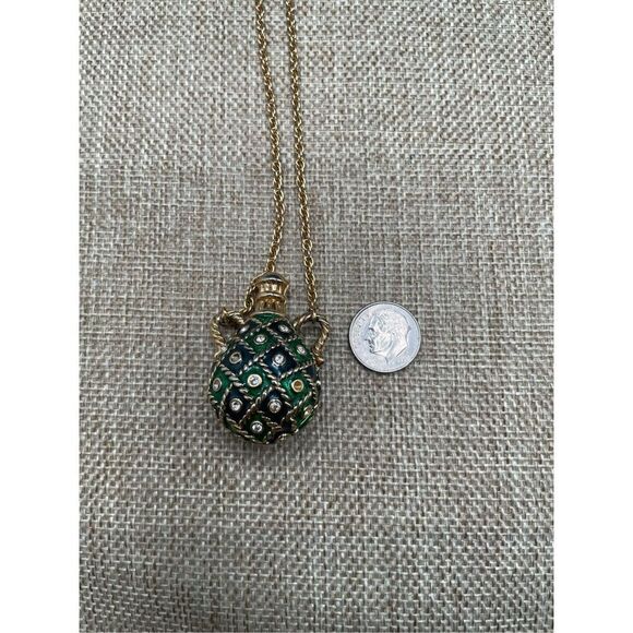 Vintage Jewelry Gorgeous Avon Green Enamel and Rhinestone Jug Necklace - Picture 7 of 13
